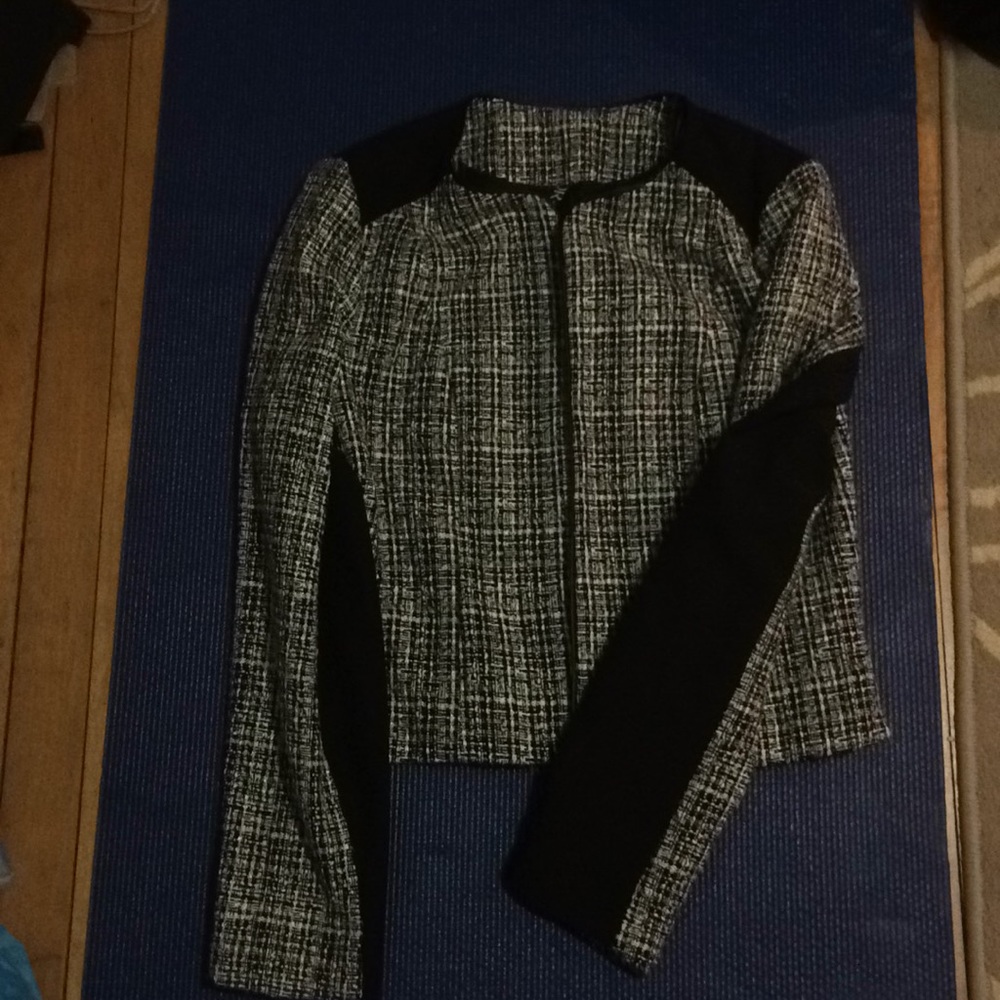 Black/white/gray blazer